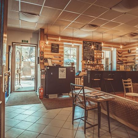 Downtown Forest Hostel & Camping VNO Esterno foto
