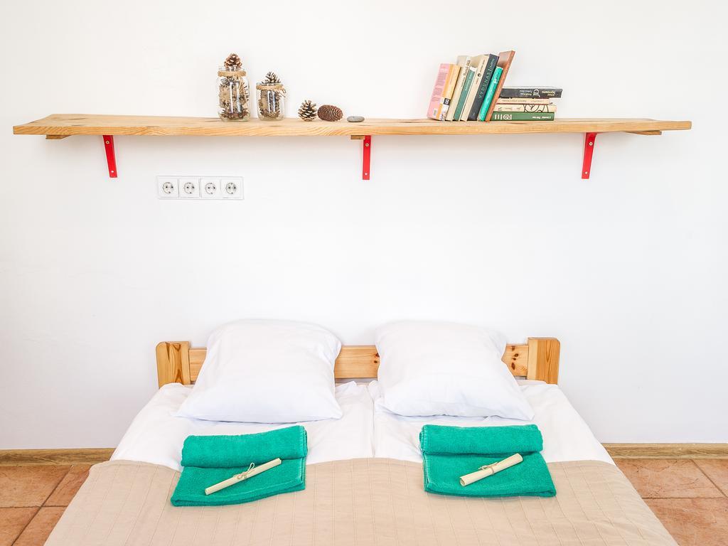 Downtown Forest Hostel & Camping VNO Esterno foto