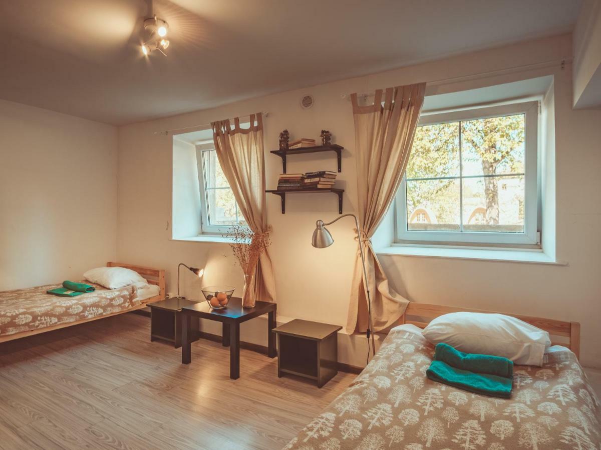 Downtown Forest Hostel & Camping VNO Esterno foto